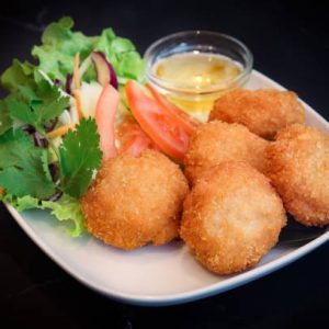 prawn balls (6 pcs)