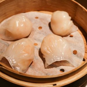 steamed prawn dumplings (har gow)